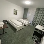 Haven - Am Stadion 3* Leverkusen