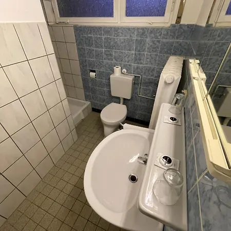 Am Stadion 3* Leverkusen
