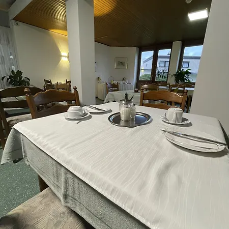 Haven - Am Stadion فندق