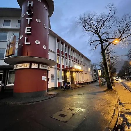 Haven - Am Stadion فندق