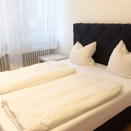 Haven - Am Stadion 3* לברקוסן