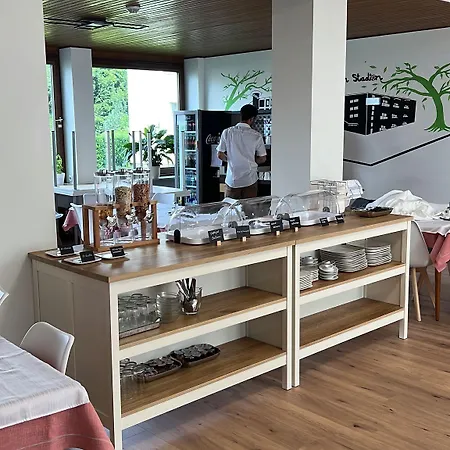 Haven - Am Stadion فندق ليفركوزن