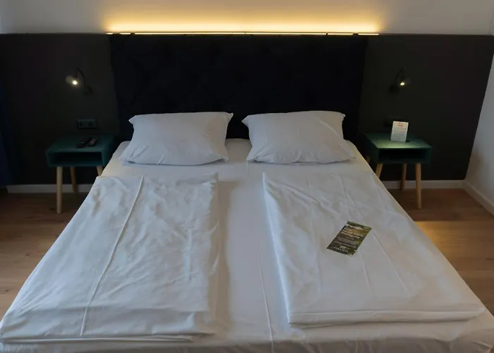 Haven - Am Stadion Hotel 3*