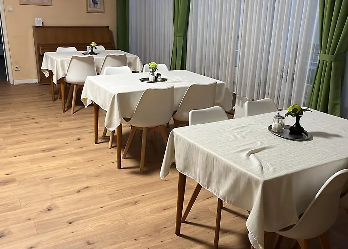 Haven - Am Stadion Hotel 3*