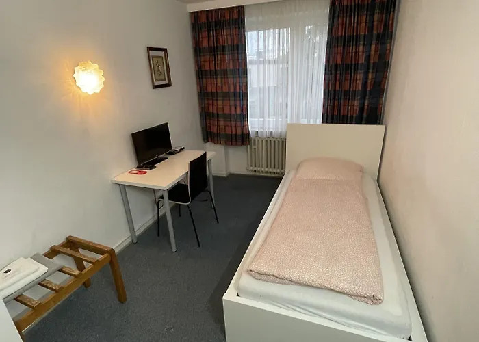 Haven - Am Stadion Hotel 3*